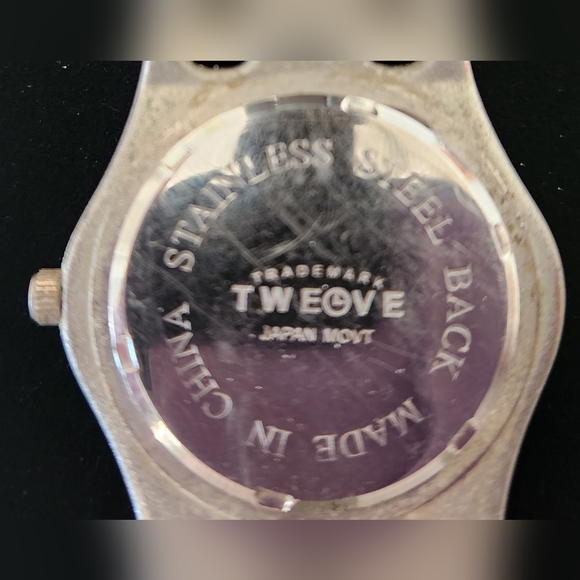 Trademark Twelve Quartz Collection Gentleman’s Watch - Picture 7 of 8